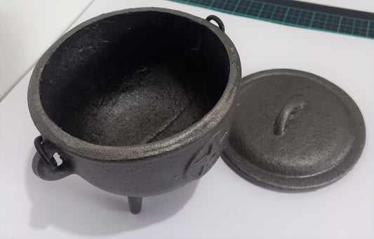 12 cm Cast Iron Cauldron