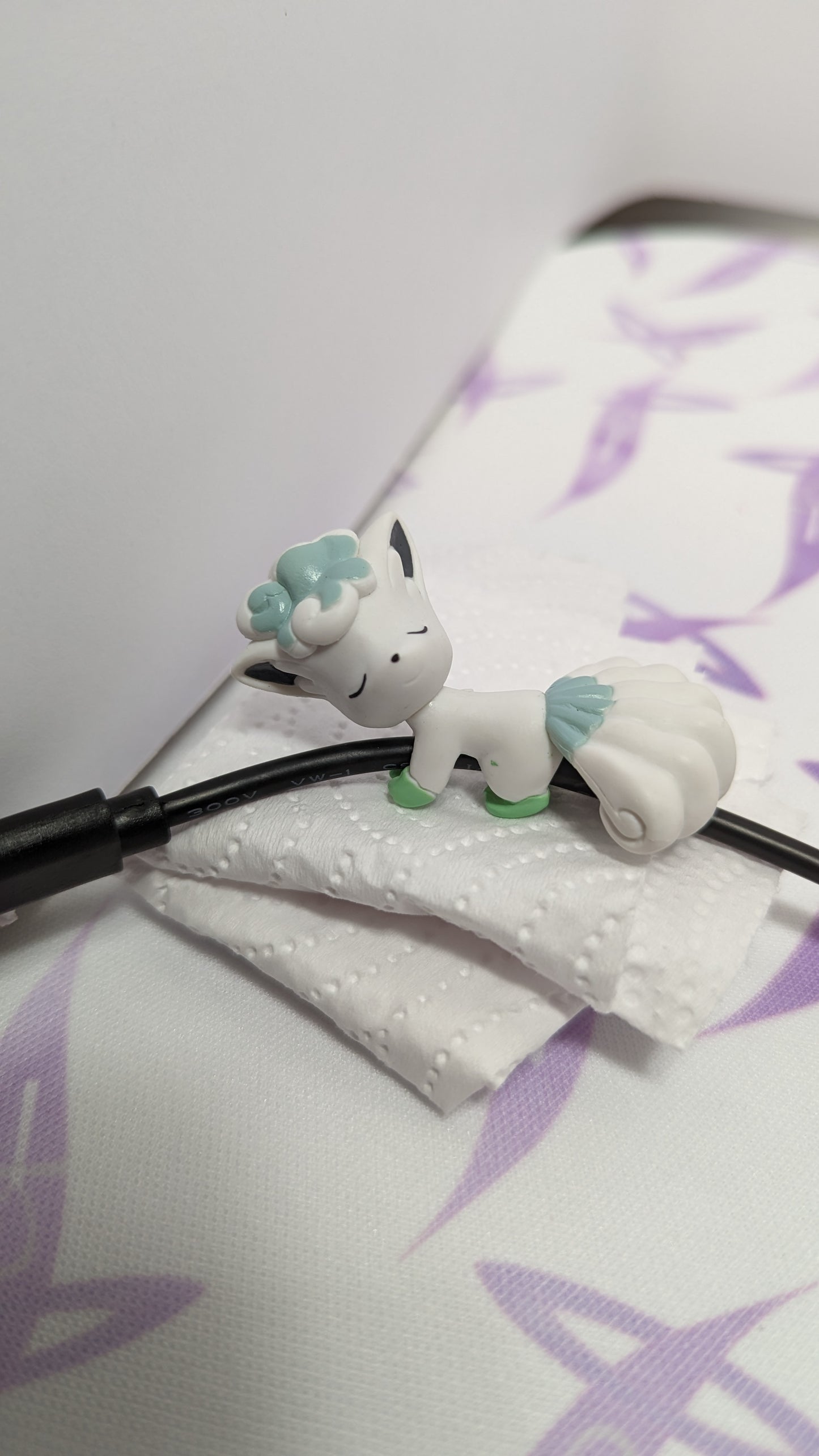 Pokemon Cable Holder Vulpix